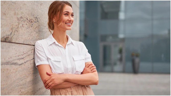 How To Build Business Casual Outfits for Women