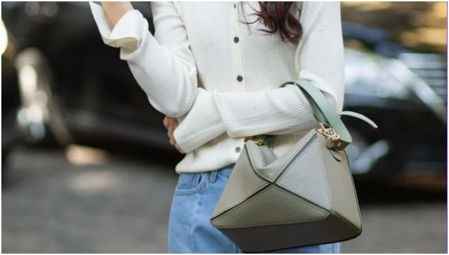 What Fabrics and Pieces Should You Focus On?