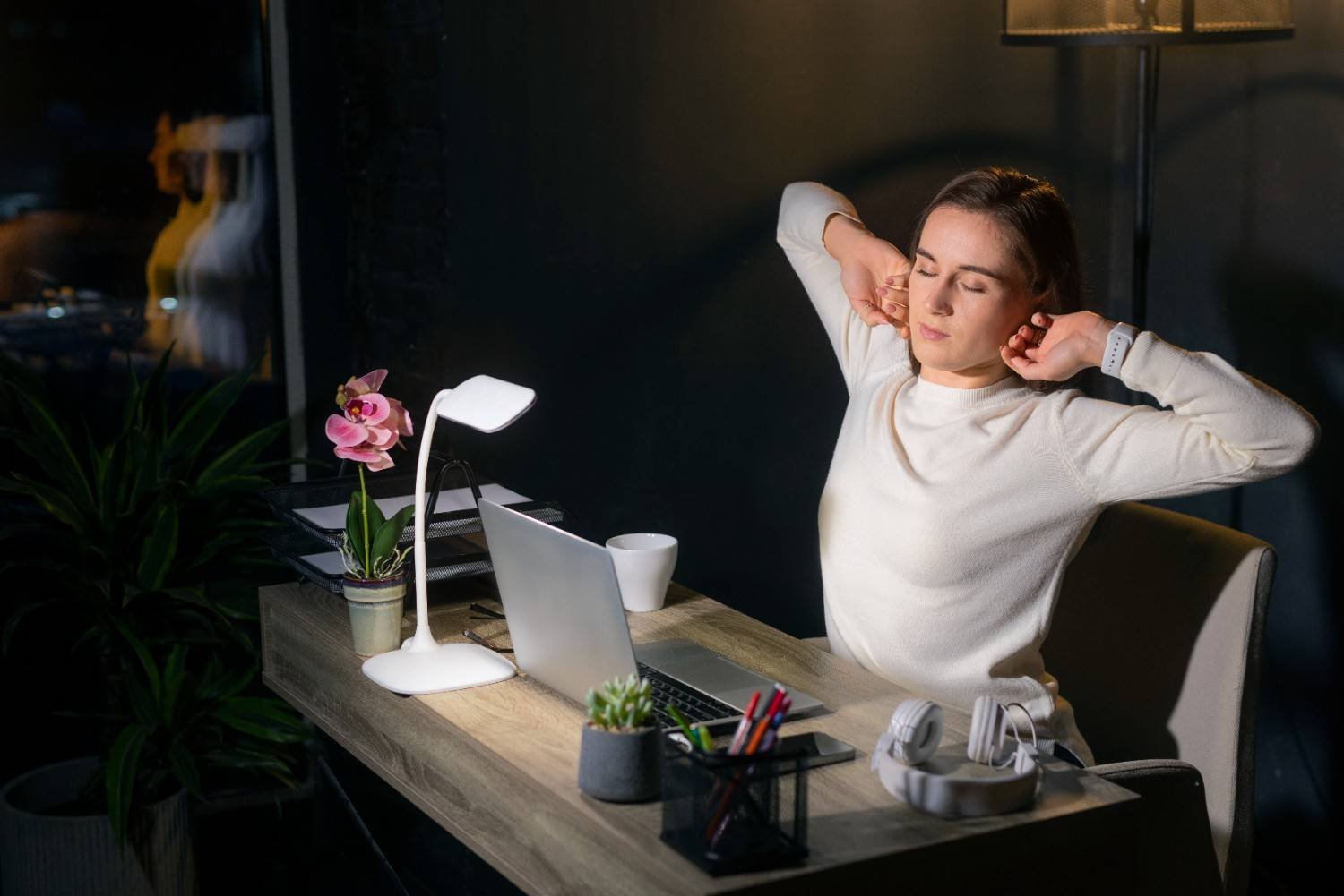 Evening Routine: The Shutdown Ritual That Multiplies Productivity